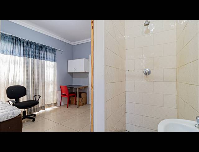 8 BEDROOM FREESTANDING FOR SALE IN WESTDENE